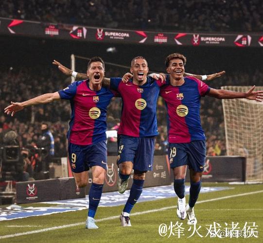 拉神双响助巴萨2:0获7连胜，亚马尔低迷，领先皇马7分